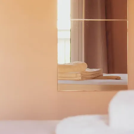 Apagio Apartahotel Mikros Gialos